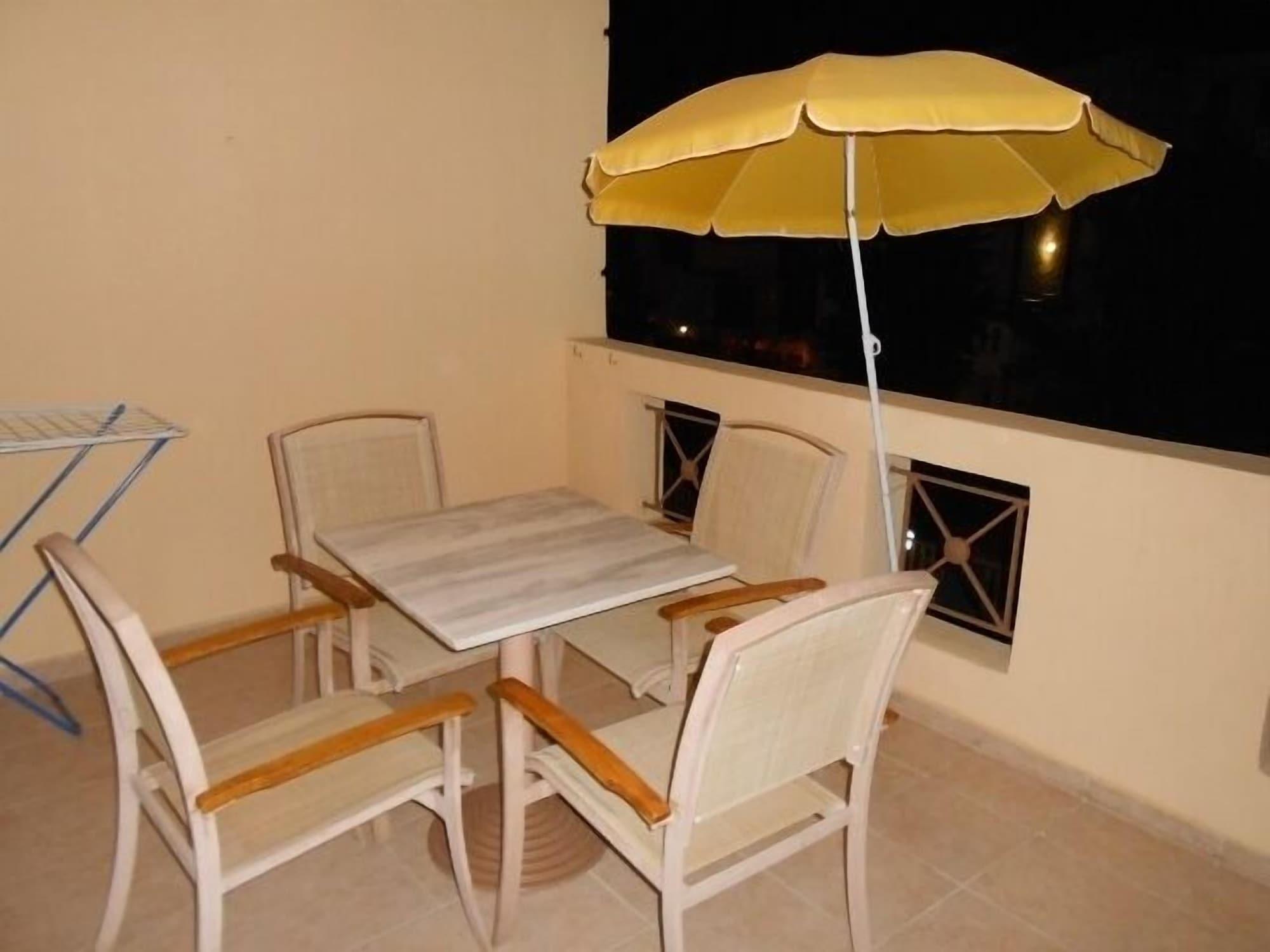 Lambrinos Suites Platanias  Bagian luar foto