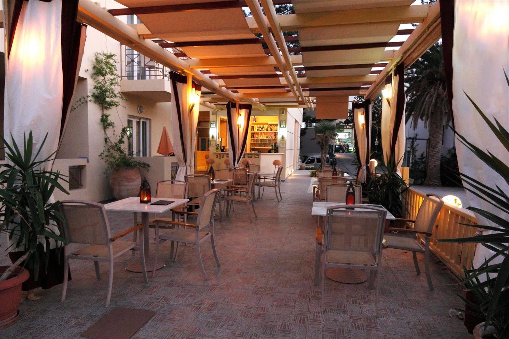 Lambrinos Suites Platanias  Bagian luar foto
