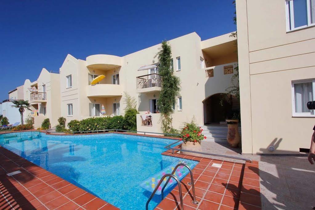 Lambrinos Suites Platanias  Bagian luar foto