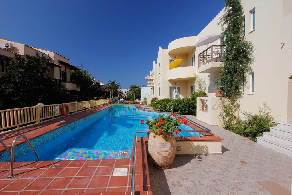 Lambrinos Suites Platanias  Bagian luar foto